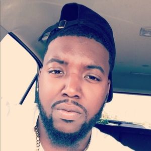 Meet your Posher, Victor